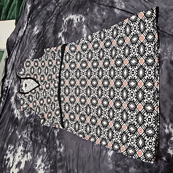 Dress - Picture 4 of 7